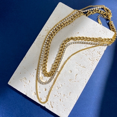 Stainless Steel Lapisan Emas Berlian Bentuk Kalung Perhiasan Chokers Untuk Wanita
