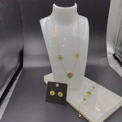 Earring emas terbaru warna stainless steel, kalung, gelang set dengan batu hijau untuk wanita