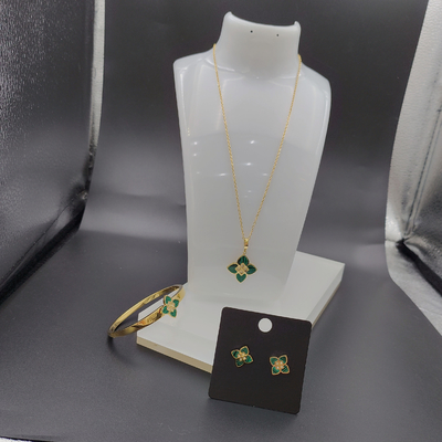 Earring emas terbaru warna stainless steel, kalung, gelang set dengan batu hijau untuk wanita