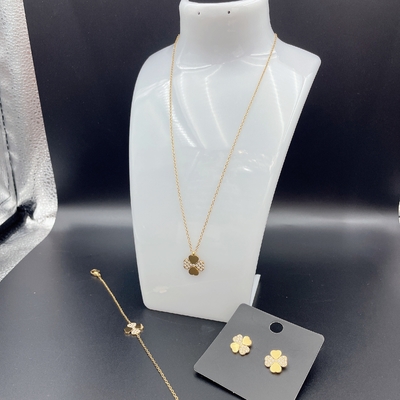 New Arrival Trendy High Polish Baru Earring Earring, Necklace, Bracelet Set Dengan Zirco Untuk Wanita